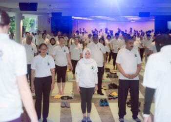 Minister Rahayu Mahzam And High Commissioner Dr Shilpak Ambule