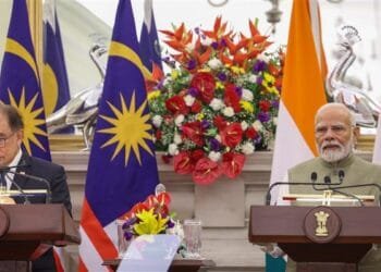 Pms Modi And Anwar Ibrahim