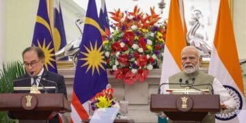 Pms Modi And Anwar Ibrahim