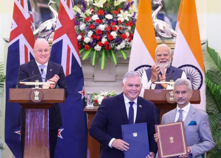 Pms Of India New Zealand Witness Exchange Of Mous.
