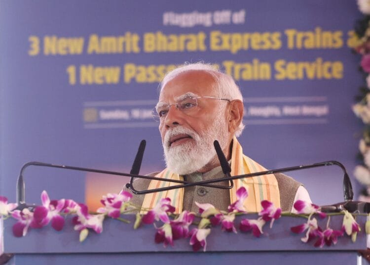 Pm officiates on rs.830cr projects at singur.