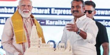 Pm officiates projects in tamil nadu