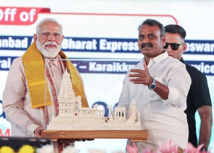 Pm officiates projects in tamil nadu